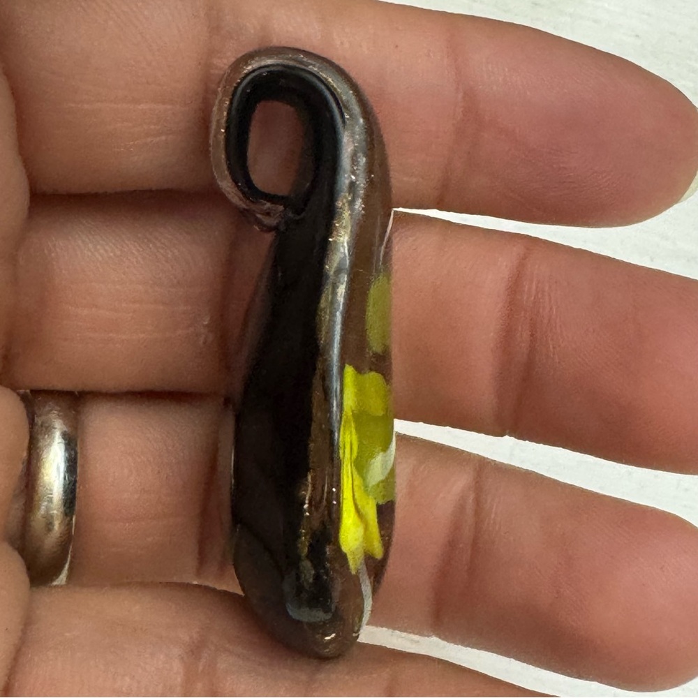 Yellow Flower Glass Pendant - Picture 7 of 9